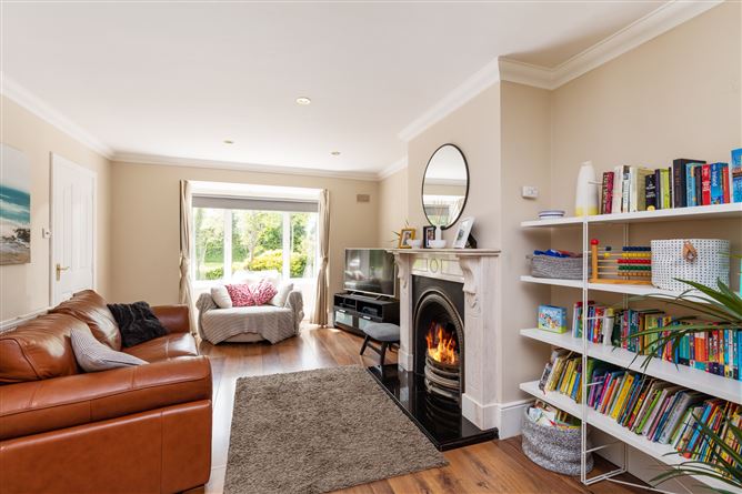 2 Gainsborough Green, Malahide, Co. Dublin