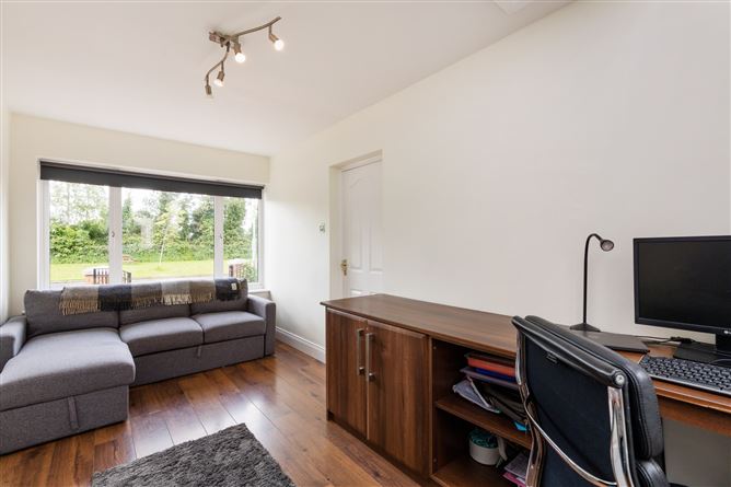 2 Gainsborough Green, Malahide, Co. Dublin