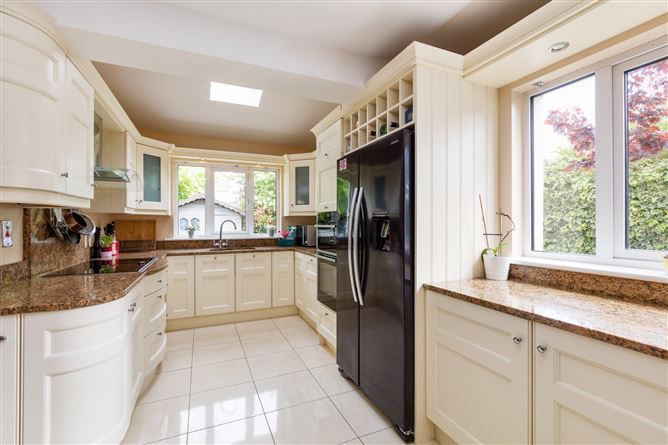 2 Gainsborough Green, Malahide, Co. Dublin