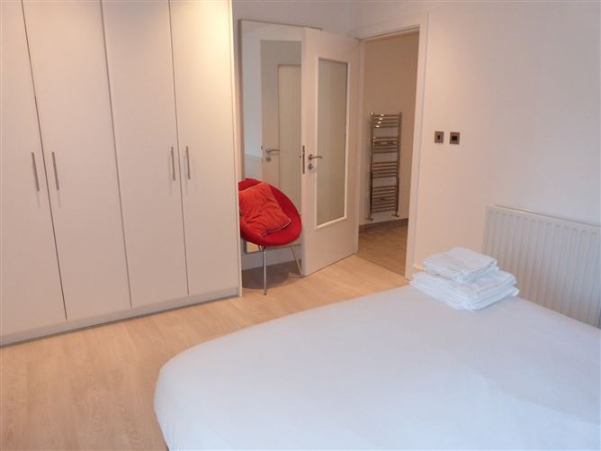 106, Forbes Quay Apartments Lazer Lane,, Grand Canal Dk, Dublin 2