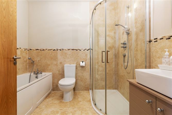 3 Bracken Park Close, Castleknock, Dublin 15