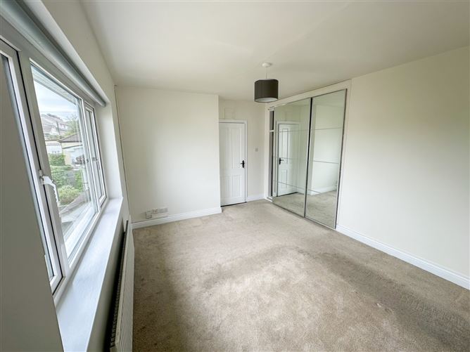 13 Lakeshore Drive, Renmore, Galway City