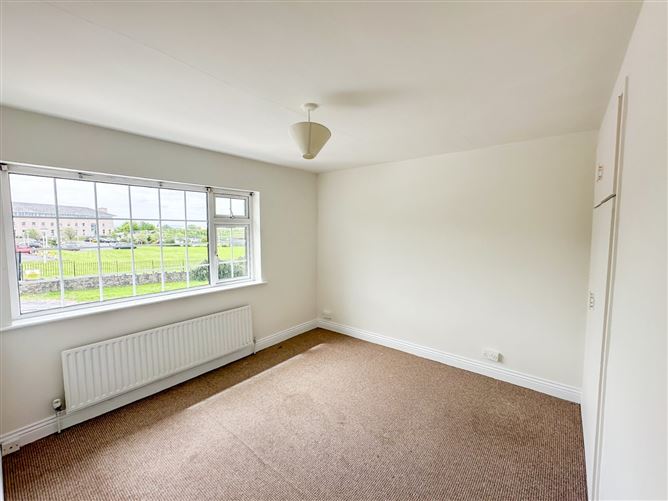 13 Lakeshore Drive, Renmore, Galway City