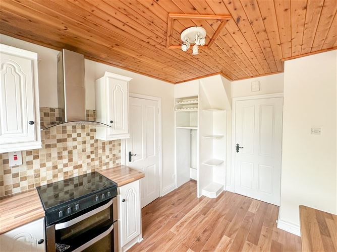 13 Lakeshore Drive, Renmore, Galway City