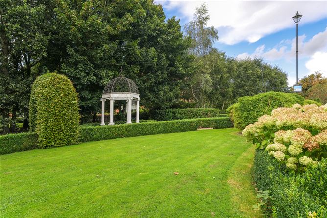 27 Beech Lodge, Farmleigh Woods, Castleknock, Dublin 15