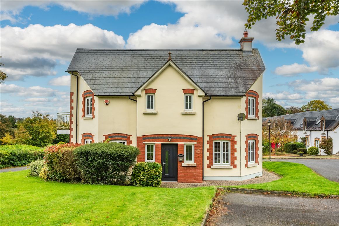 9 Knockanally Golf Village, Donadea, Co. Kildare