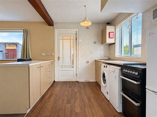 37 Foxfield Park, Raheny, Dublin 5