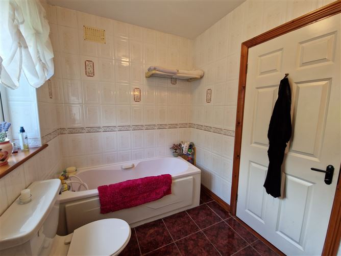 7 Rathdubh, Swinford, Co. Mayo