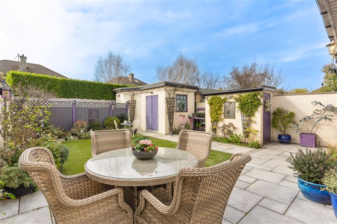 11 Abbey Park, Monkstown, Blackrock, Co. Dublin