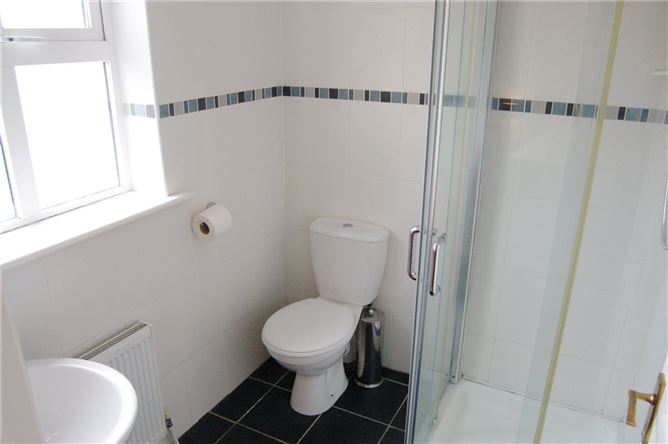 64 Inis Clair, Kildysart Road, Clarecastle, Ennis