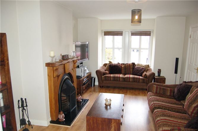 64 Inis Clair, Kildysart Road, Clarecastle, Ennis