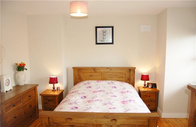 64 Inis Clair, Kildysart Road, Clarecastle, Ennis