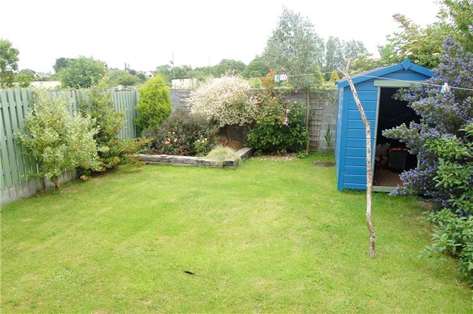 64 Inis Clair, Kildysart Road, Clarecastle, Ennis