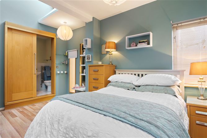 3 Landscape Avenue, Churchtown, Dublin 14