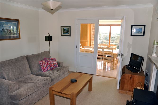 7 Rectory Grove, Duncormick, Wexford