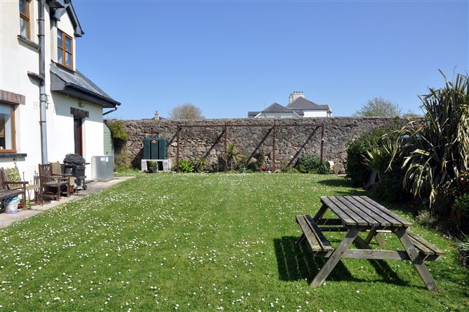 7 Rectory Grove, Duncormick, Wexford