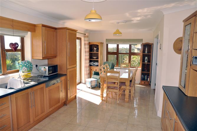 7 Rectory Grove, Duncormick, Wexford