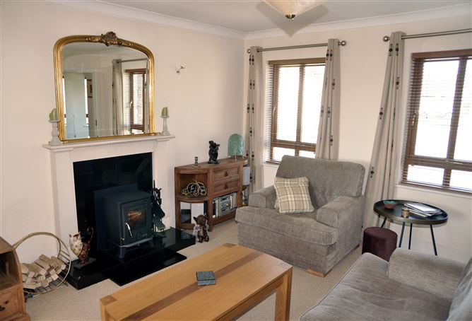 7 Rectory Grove, Duncormick, Wexford