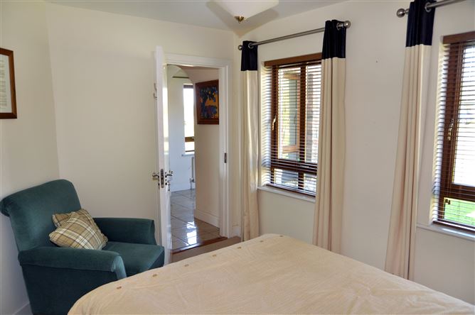 7 Rectory Grove, Duncormick, Wexford