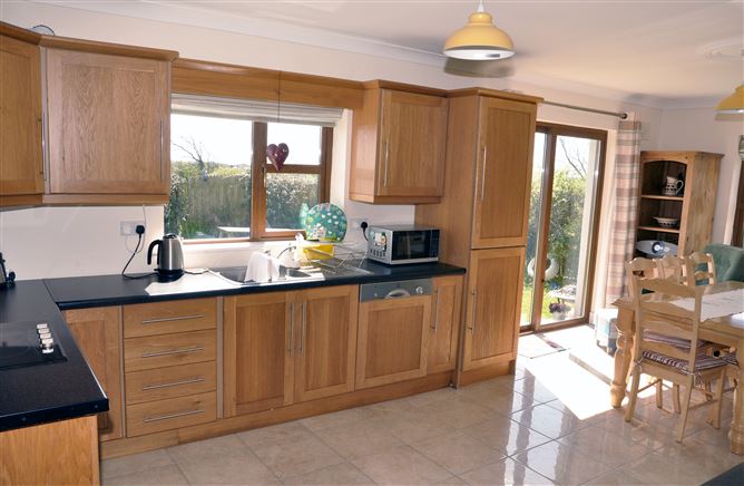 7 Rectory Grove, Duncormick, Wexford