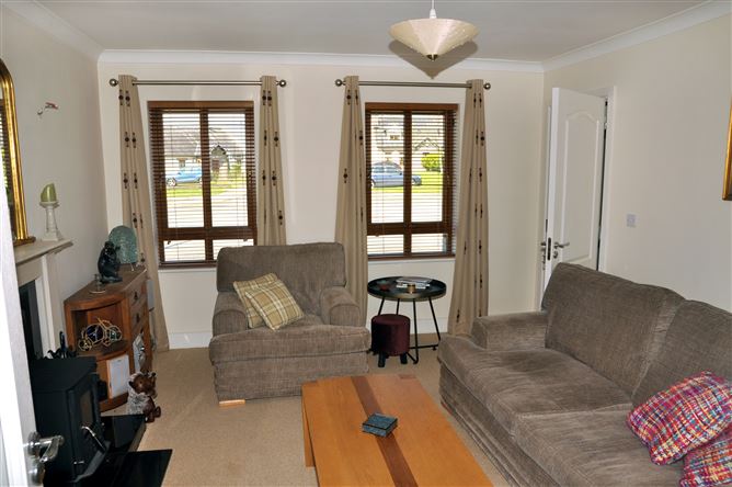 7 Rectory Grove, Duncormick, Wexford