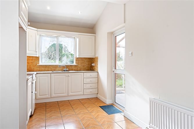 24 Talbot Avenue, Malahide,   County Dublin