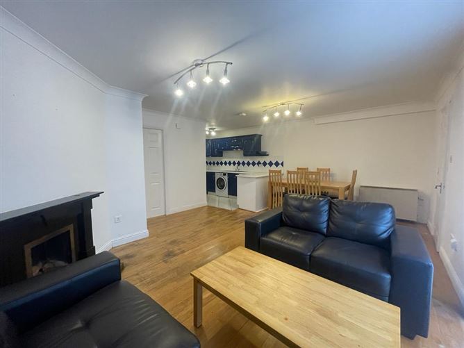 8 Cois Coillte, Carrigaline Road, Douglas, Cork