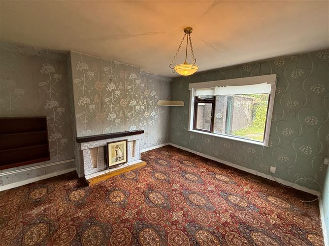 12 Grange Park, Douglas, Grange, Cork
