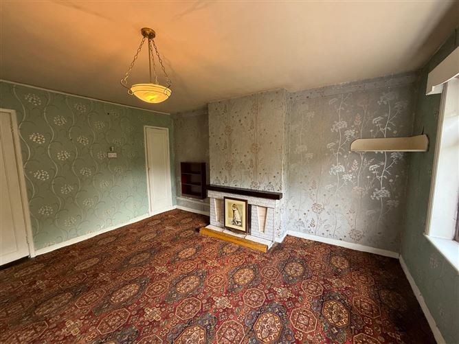 12 Grange Park, Douglas, Grange, Cork