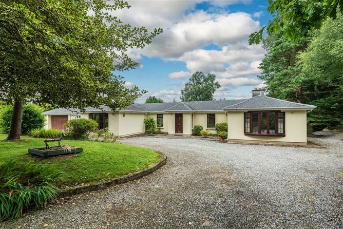 https://photos-a.propertyimages.ie/media/2/7/5/4946572/4d243a74-4c1c-4a00-aad5-a310de799b09_l.jpg