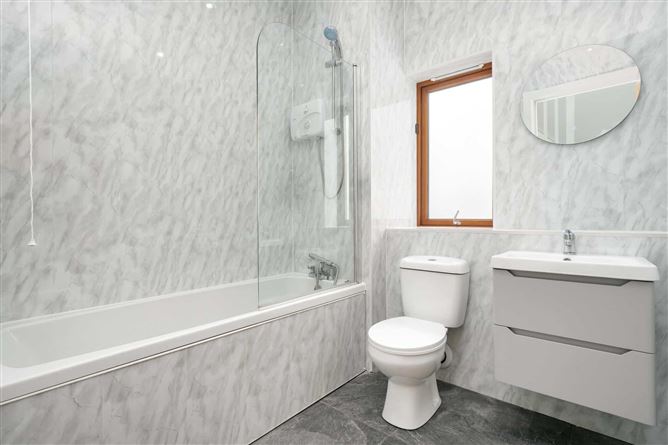 27 Lyons Street, Newcastle, Dublin 22