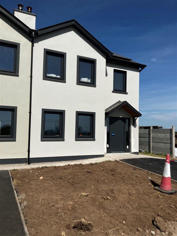 No,3 Glenoir, Cullen, Tipperary
