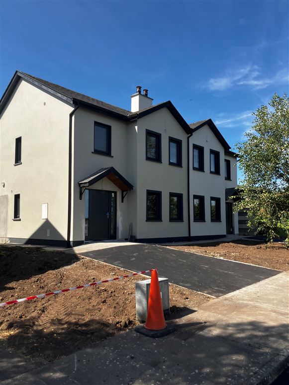 No,3 Glenoir, Cullen, Tipperary