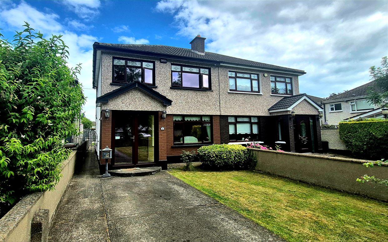 4 Ayrfield Road, Ayrfield, Dublin 13