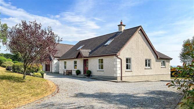 https://photos-a.propertyimages.ie/media/2/7/5/5018572/ce24dbef-ce46-4f72-b71e-deff2c337b0a_l.jpg