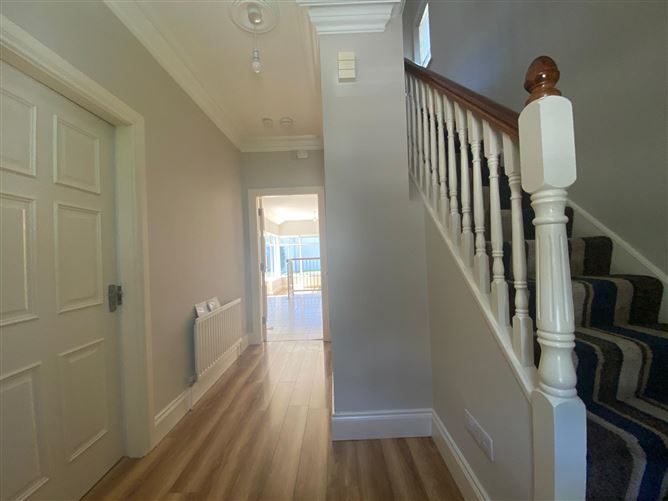 25 Clarkes Wood, Mount Oval Village, Rochestown, Cork