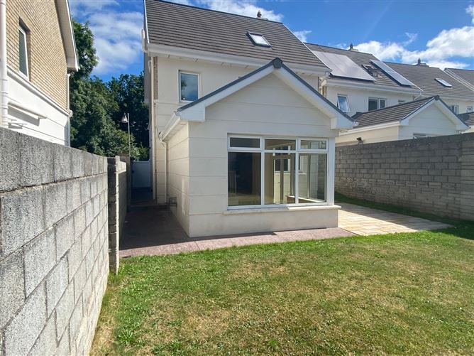 Photo 39 of 41 — 25 Clarkes Wood, Mount Oval Village, Rochestown, Cork