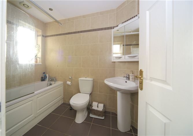 2 Rock View Hill, Portlaoise, Co. Laois