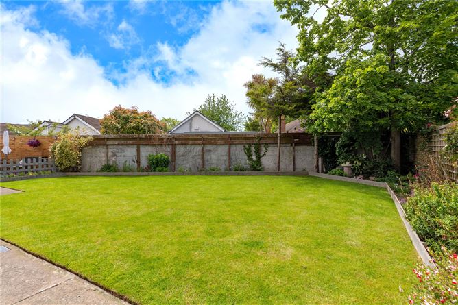 11 Dundrum Wood, Dundrum, Dublin 16