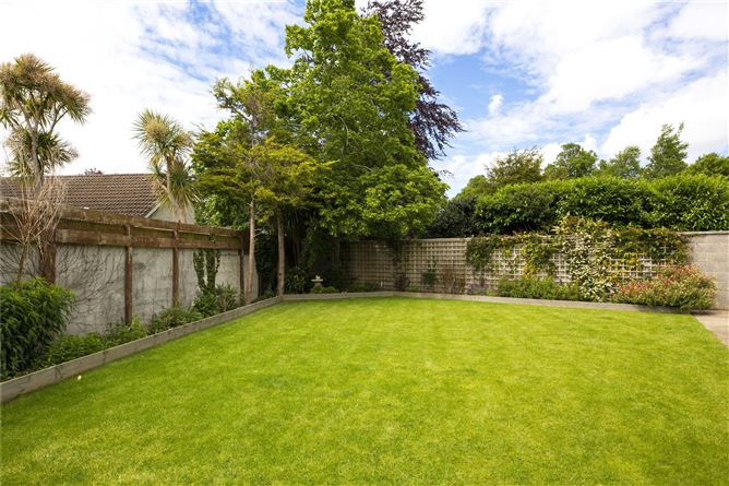 11 Dundrum Wood, Dundrum, Dublin 16