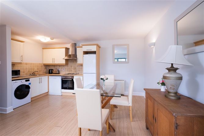 52 Shelbourne Park, South Lotts Road, Grand Canal Dk, Dublin 4