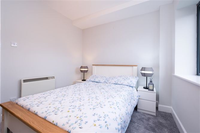52 Shelbourne Park, South Lotts Road, Grand Canal Dk, Dublin 4