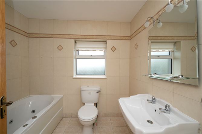 5 Westbury Heights, Ballincollig, Co. Cork