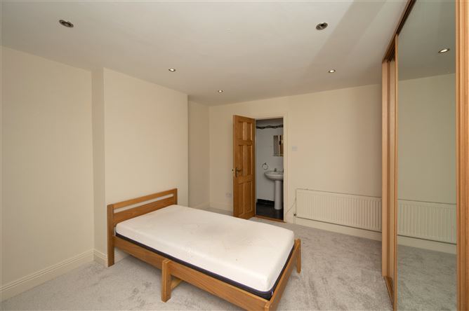 5 Westbury Heights, Ballincollig, Co. Cork