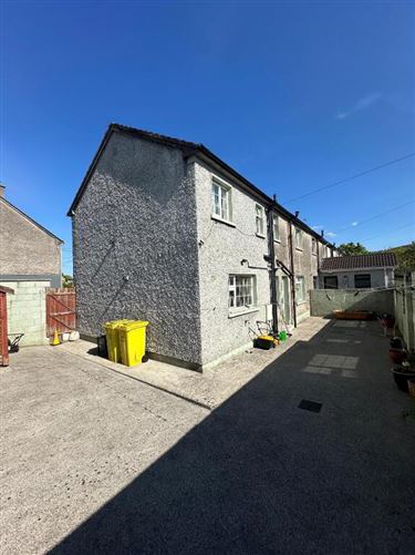 14 Pearse Park, Clonmel, Tipperary