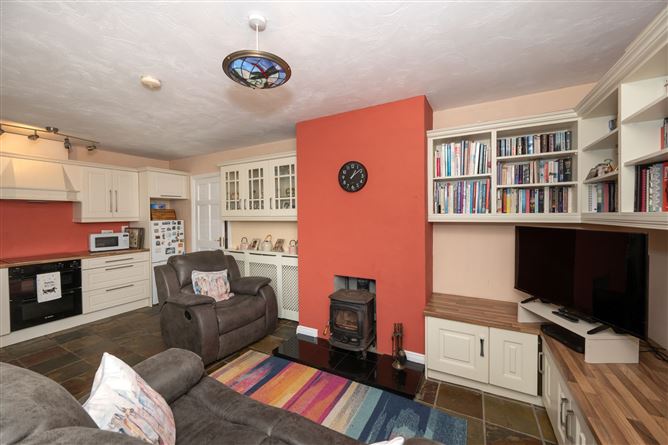 5A Dunlocha Cottages, Blackrock, Cork