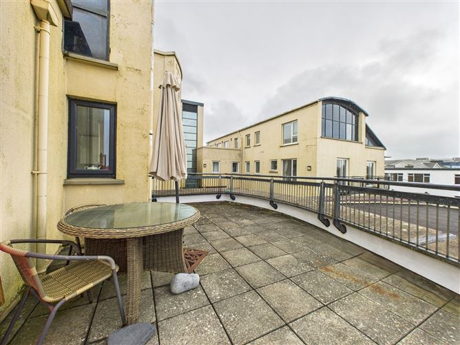 15 The Dell, Lahinch, Clare