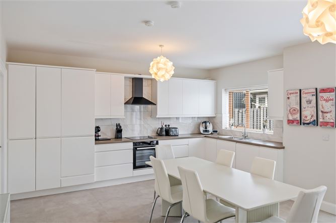 15 Carlinn Hall, Mullaharlin Road, Dundalk, Co. Louth