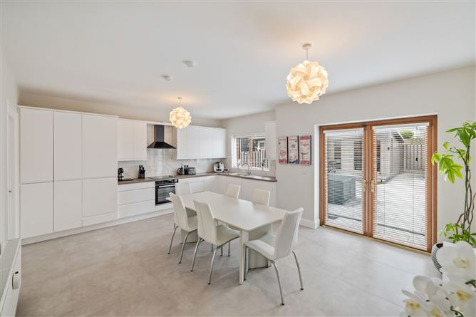 15 Carlinn Hall, Mullaharlin Road, Dundalk, Co. Louth