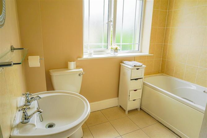 8 Bruach Na Habhainn, Maganey, Carlow, Laois